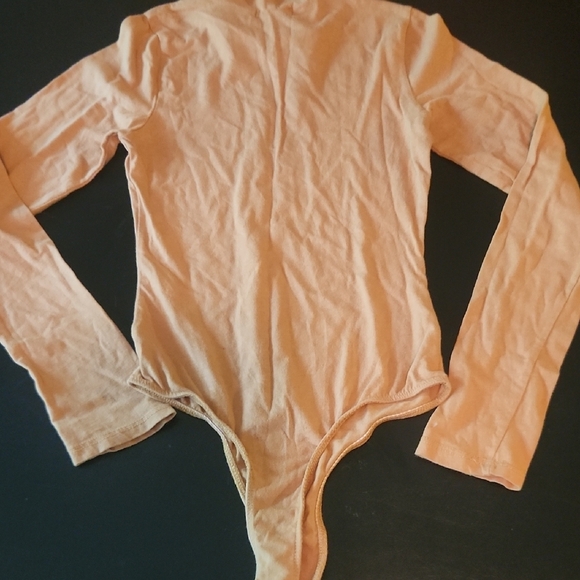 Bozzolo Gold Long Sleeve Bodysuit - Picture 5 of 6